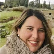 Profesora de Inglés con 8 años de experiencia  en todos los niveles y traductora empresarial. Preparacion de niveles y examenes Ca